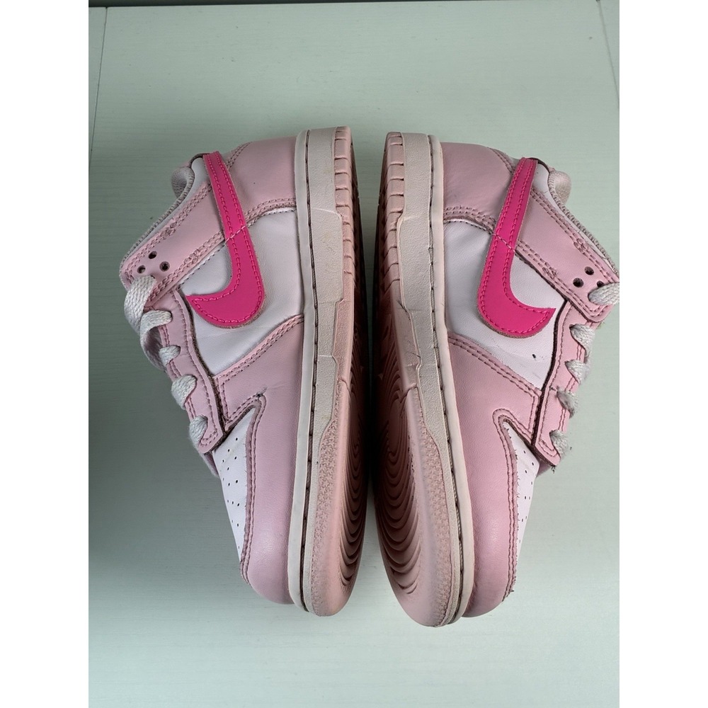 Youth Girls Size 1Y Pink Nike Dunks Low Shoes Sneakers - Picture 5 of 7